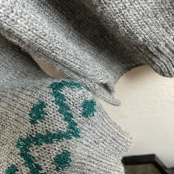 Multicolored Patterned Cropped Sweater - Picture 5 of 5